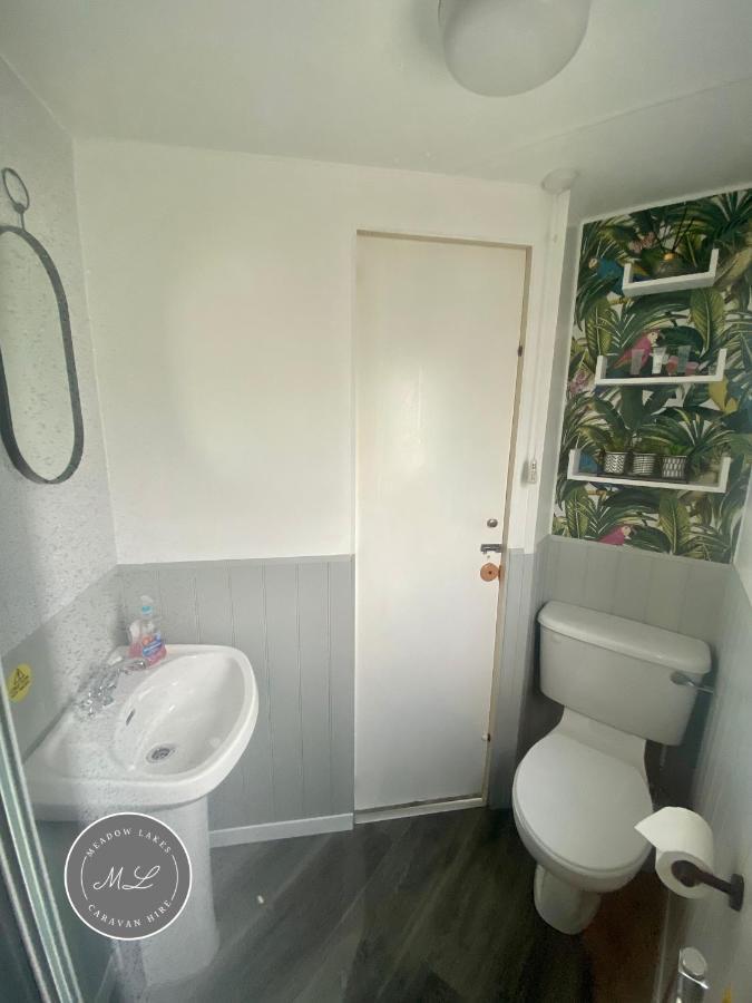 Promenade 566, Direct Beach Access, Close To Fantasy Island, Wifi, Pet Friendly - Meadow Lakes Caravan & Lodge Hire Skegness Esterno foto